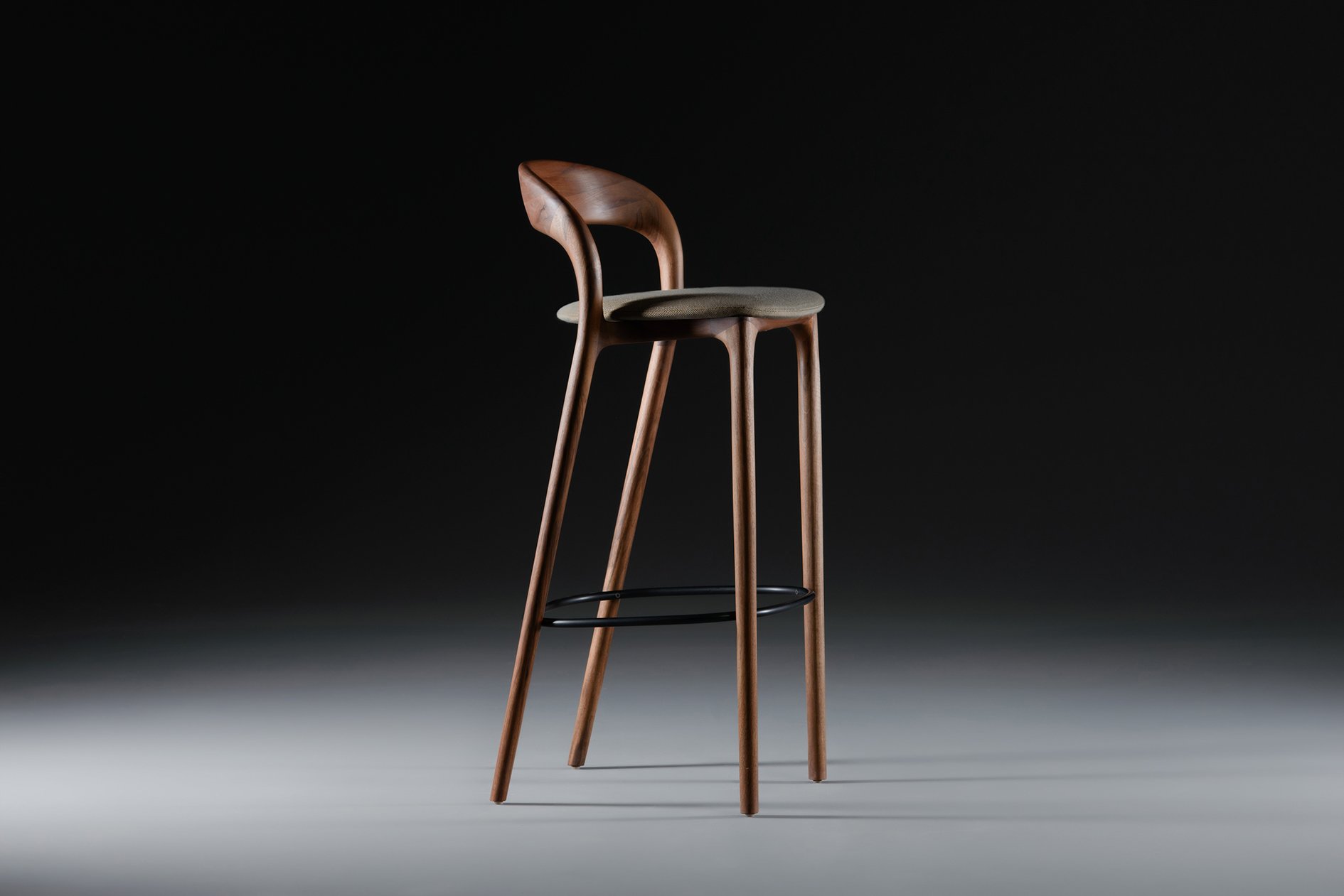 Sitzmöbel aus Echtholz von Wood Dream - Barhocker Neva light