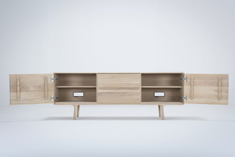 Sideboard Fawn 180 cm - griffloses Sideboard von Gazzda bei Wood Dream
